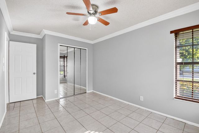 4105 S Shelley Rd Road S, West Palm Beach, FL 33407