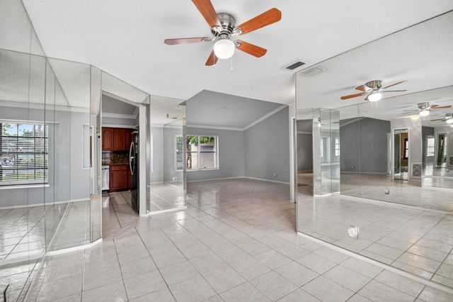 4105 S Shelley Rd Road S, West Palm Beach, FL 33407