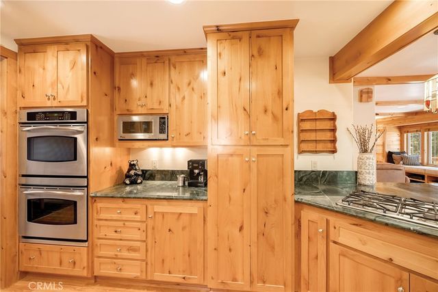 39145 Starview Lane, Big Bear Lake, CA 92315
