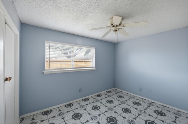 3340 Burke Road 97, Pasadena, TX 77504