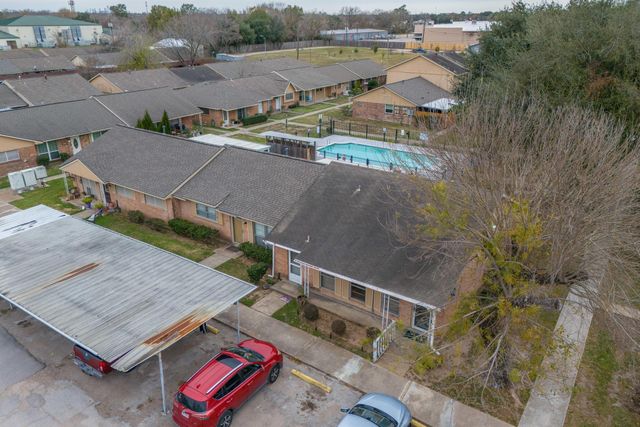 3340 Burke Road 97, Pasadena, TX 77504