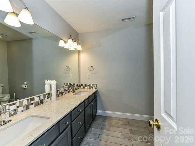 141 Drawbridge Court, Mooresville, NC 28117