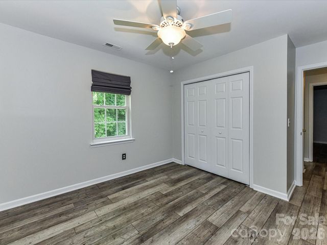 141 Drawbridge Court, Mooresville, NC 28117