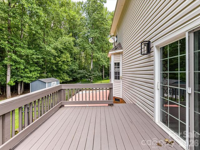 141 Drawbridge Court, Mooresville, NC 28117