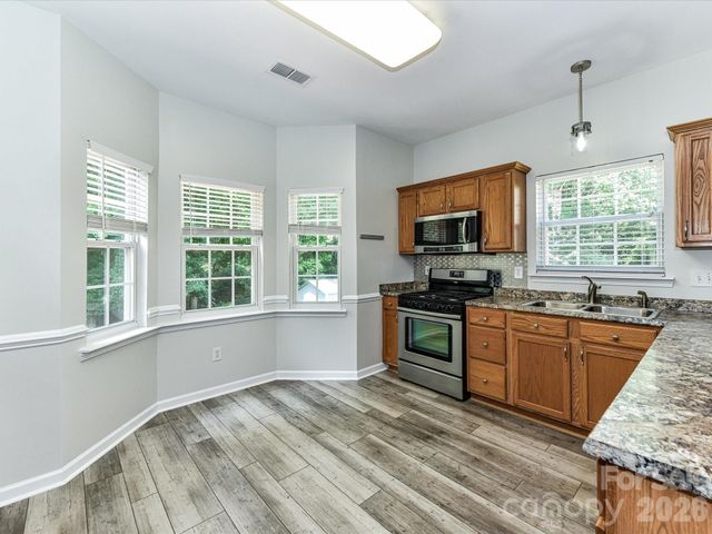 141 Drawbridge Court, Mooresville, NC 28117