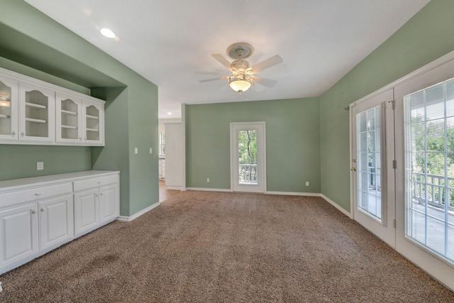 639 Bluff Ridge Ct, New Braunfels, TX 78132