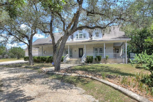 639 Bluff Ridge Ct, New Braunfels, TX 78132