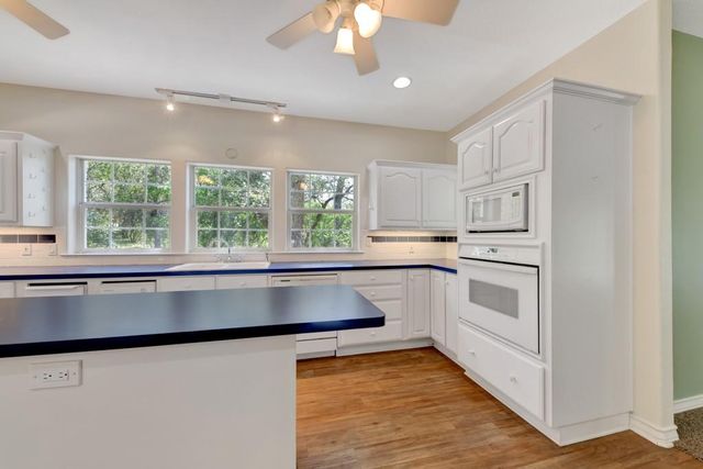 639 Bluff Ridge Ct, New Braunfels, TX 78132