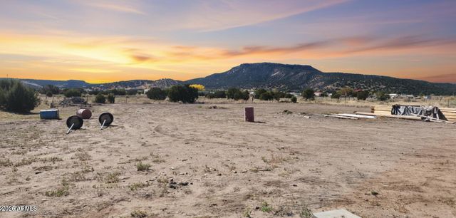 1983 E CRYSTAL Lane, Eagar, AZ 85925