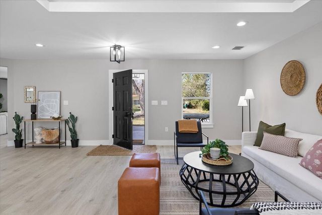 6003 Libyan DR, Austin, TX 78745