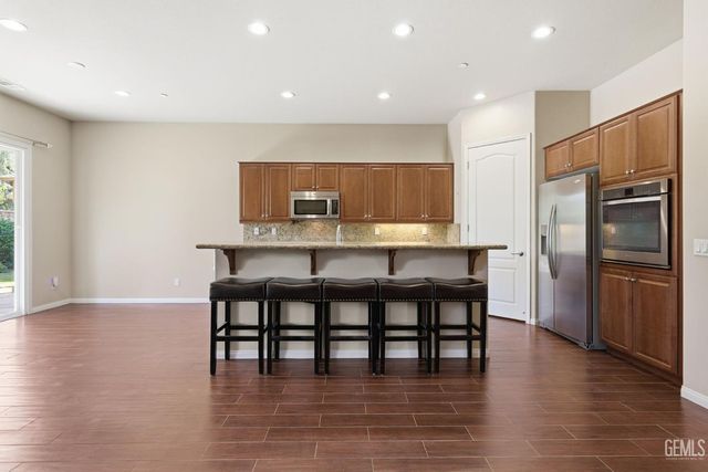 14316 Del Webb Court, Bakersfield, CA 93306