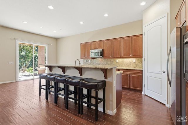 14316 Del Webb Court, Bakersfield, CA 93306