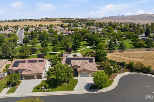 14316 Del Webb Court, Bakersfield, CA 93306