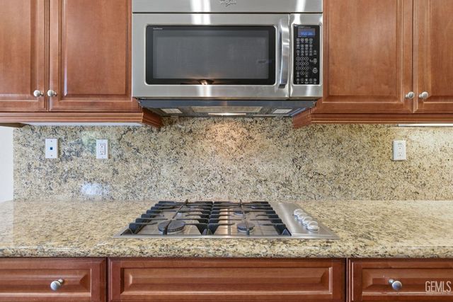 14316 Del Webb Court, Bakersfield, CA 93306