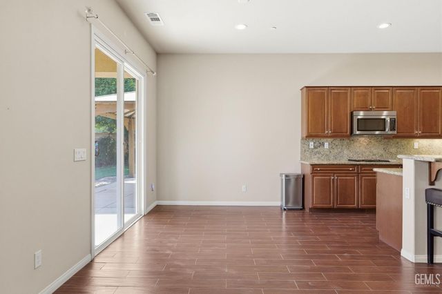 14316 Del Webb Court, Bakersfield, CA 93306