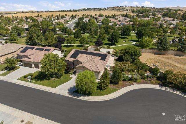 14316 Del Webb Court, Bakersfield, CA 93306