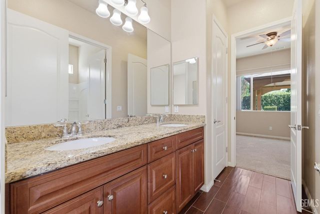 14316 Del Webb Court, Bakersfield, CA 93306