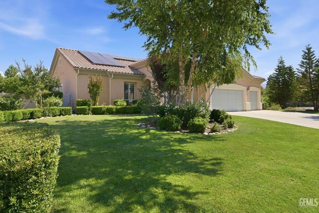 14316 Del Webb Court, Bakersfield, CA 93306