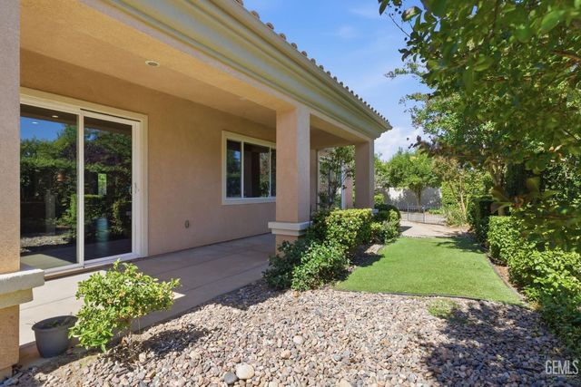 14316 Del Webb Court, Bakersfield, CA 93306