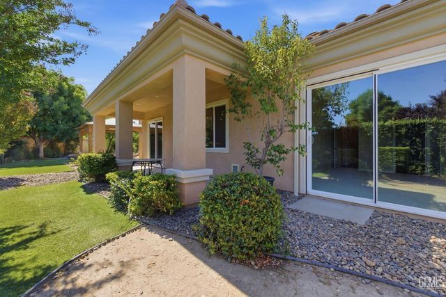 14316 Del Webb Court, Bakersfield, CA 93306