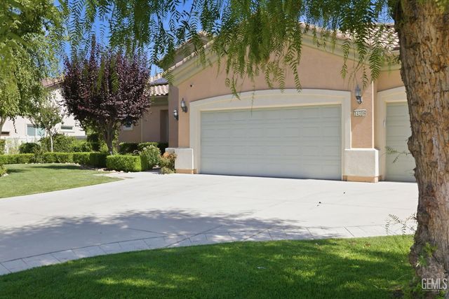 14316 Del Webb Court, Bakersfield, CA 93306