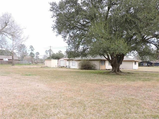 1306 Bassett Street, Orange, TX 77632