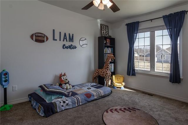 405 Villa Drive, Pittsburg, KS 66762