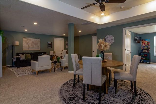 405 Villa Drive, Pittsburg, KS 66762