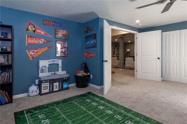 405 Villa Drive, Pittsburg, KS 66762