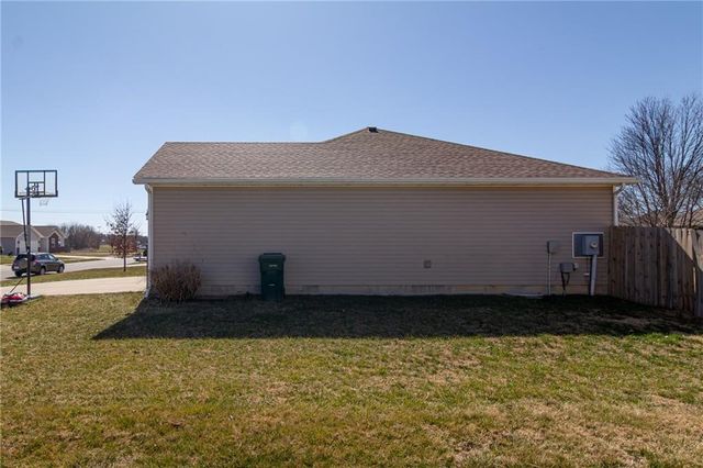 405 Villa Drive, Pittsburg, KS 66762