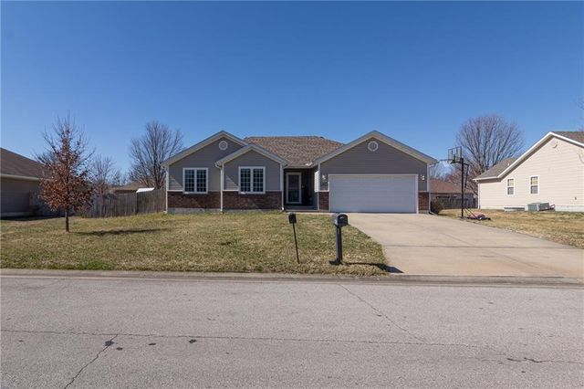 405 Villa Drive, Pittsburg, KS 66762