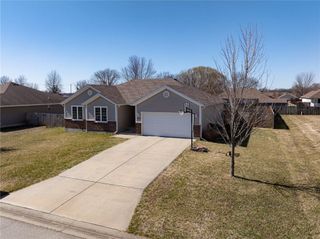 405 Villa Drive, Pittsburg, KS 66762