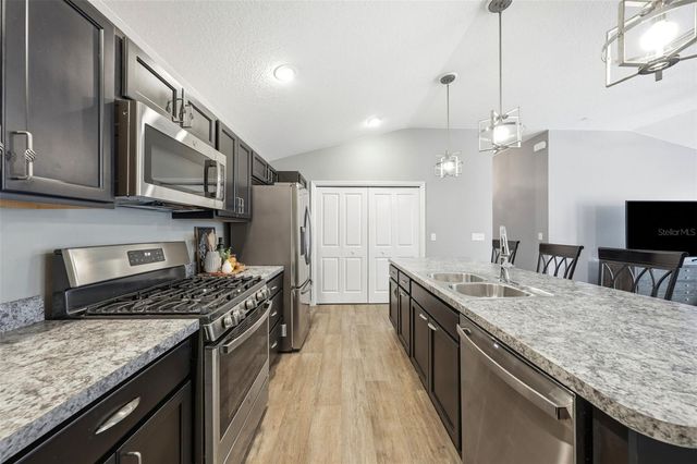 6342 WHITTLE COURT, Wildwood, FL 34785