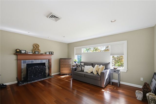 29 Sayles Hill Road, Lincoln, RI 02838