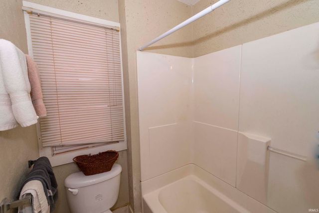 919 N Saint Louis Boulevard, South Bend, IN 46617