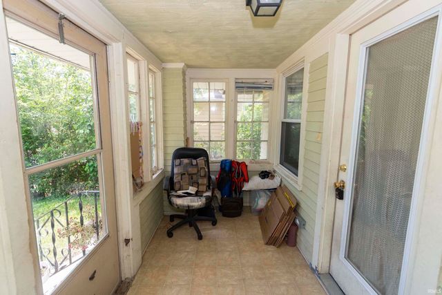 919 N Saint Louis Boulevard, South Bend, IN 46617