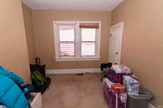 919 N Saint Louis Boulevard, South Bend, IN 46617