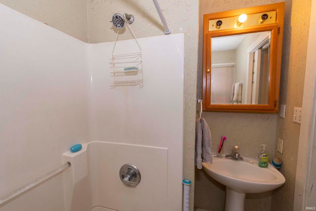 919 N Saint Louis Boulevard, South Bend, IN 46617