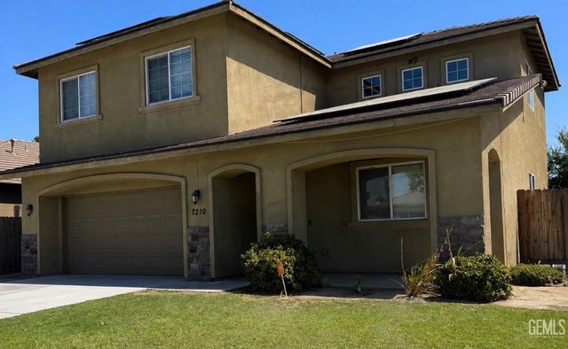 7210 Olen Arnold Avenue, Bakersfield, CA 93307