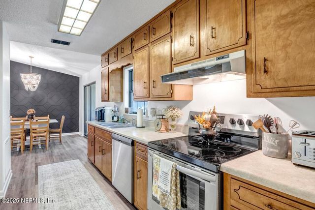 14424 DUVAL Road, Jacksonville, FL 32218