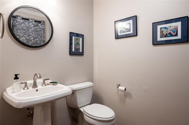 6391 Hawthorne Terrace, Peachtree Corners, GA 30092