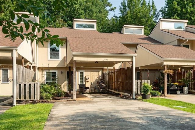 6391 Hawthorne Terrace, Peachtree Corners, GA 30092