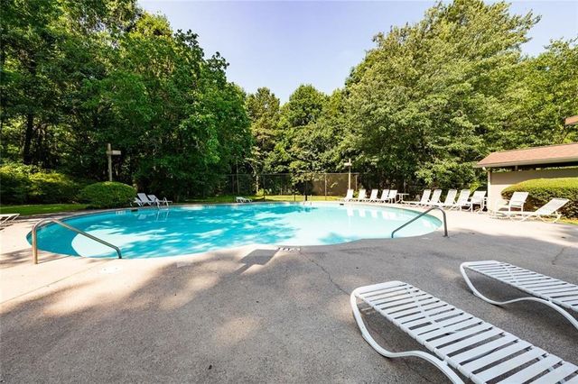 6391 Hawthorne Terrace, Peachtree Corners, GA 30092