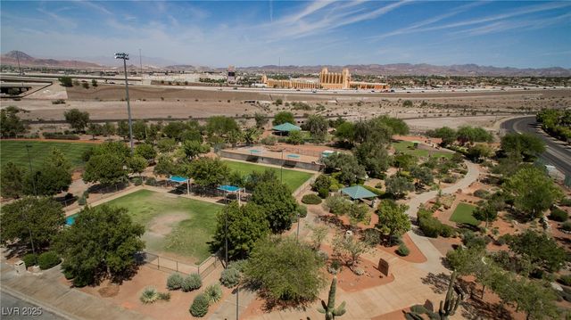 138 Camino Capri, Henderson, NV 89012