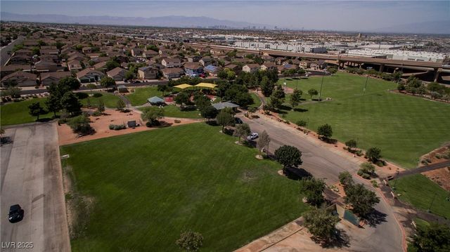 138 Camino Capri, Henderson, NV 89012