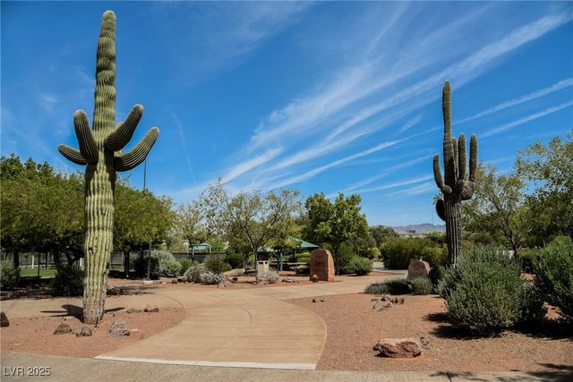 138 Camino Capri, Henderson, NV 89012