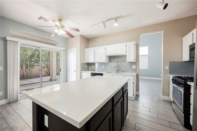 138 Camino Capri, Henderson, NV 89012