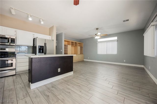 138 Camino Capri, Henderson, NV 89012