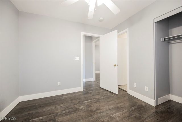 138 Camino Capri, Henderson, NV 89012