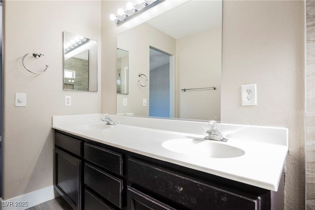 138 Camino Capri, Henderson, NV 89012